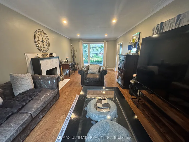 10 Noel Ave — Photo 4