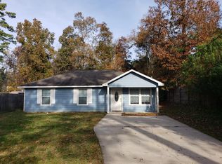 10833 Royal Forest Dr, Conroe, TX 77303