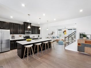 14 Swackhammer Way, Budd Lake, NJ 07828
