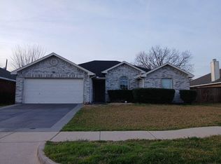 1011 Baja Dr, Grand Prairie, TX