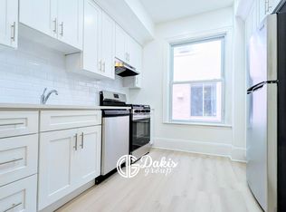 18-44A 21st Dr #DG9, Astoria, NY 11105