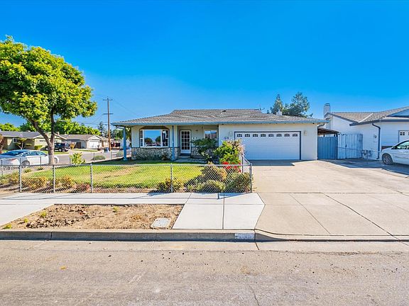 2nd image of 6195 Rockrose Dr