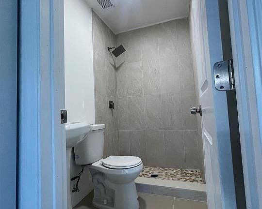 5th image of 930 Opa Locka Blvd #1