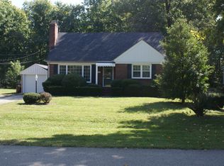 4232 Alton Rd, Saint Matthews, KY 40207