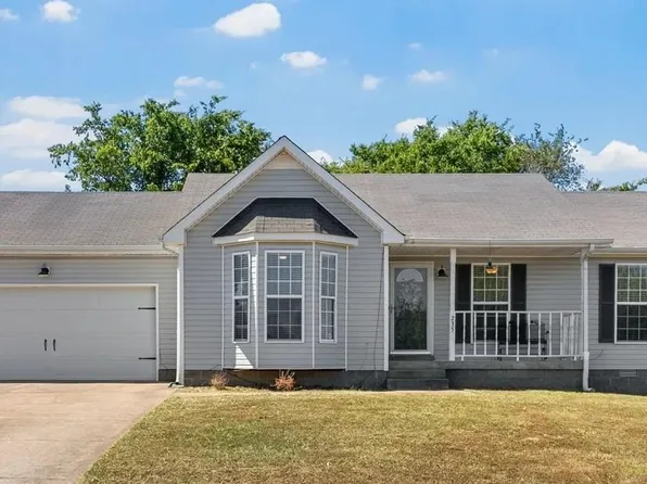 235 Golden Pond Ave, Oak Grove, KY 42262
