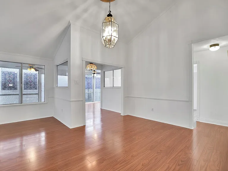 7619 Lemma Dr — Photo 16