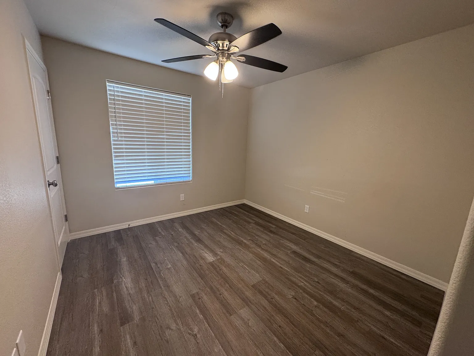 3281 Whitehead Ave - 1 — Photo 3
