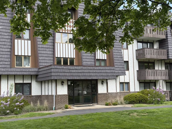 13000 W Heiden Cir Unit 3105, Lake Bluff, IL 60044