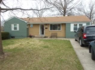 3220 Queen Ridge Dr, Independence, MO 64055