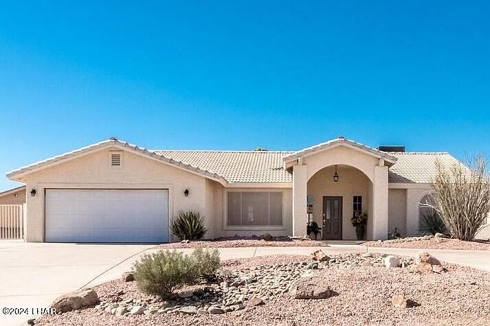 1st image of 331 Acoma Blvd S