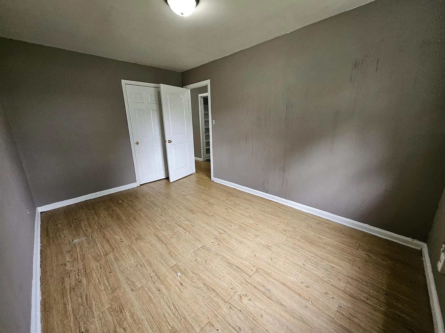 6178 Commodore Drive - 6178 — Photo 3