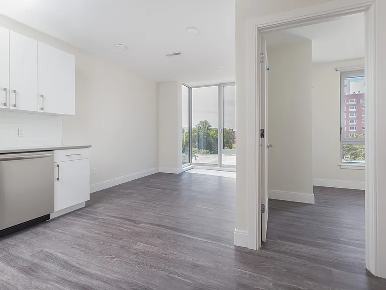 1065 Tremont St #304 — Photo 5