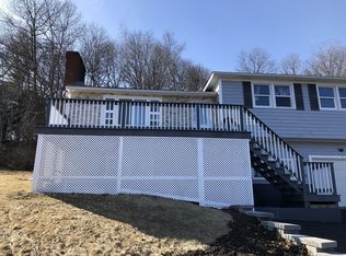 18 Juniper St, Ipswich, MA 01938