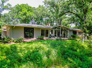 608 Old Hickory Ln, Libertyville, IL 60048