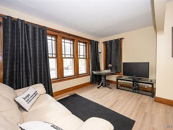 5th image of 98 E Delavan Ave #1