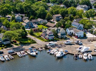 28 Shore Rd, Babylon, NY 11702