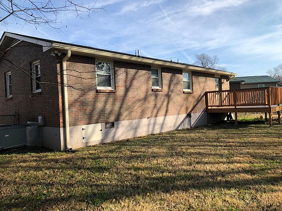 4th image of 605 Baldwin Ct
