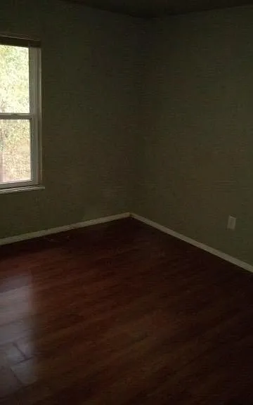 423 Woodland St — Photo 9