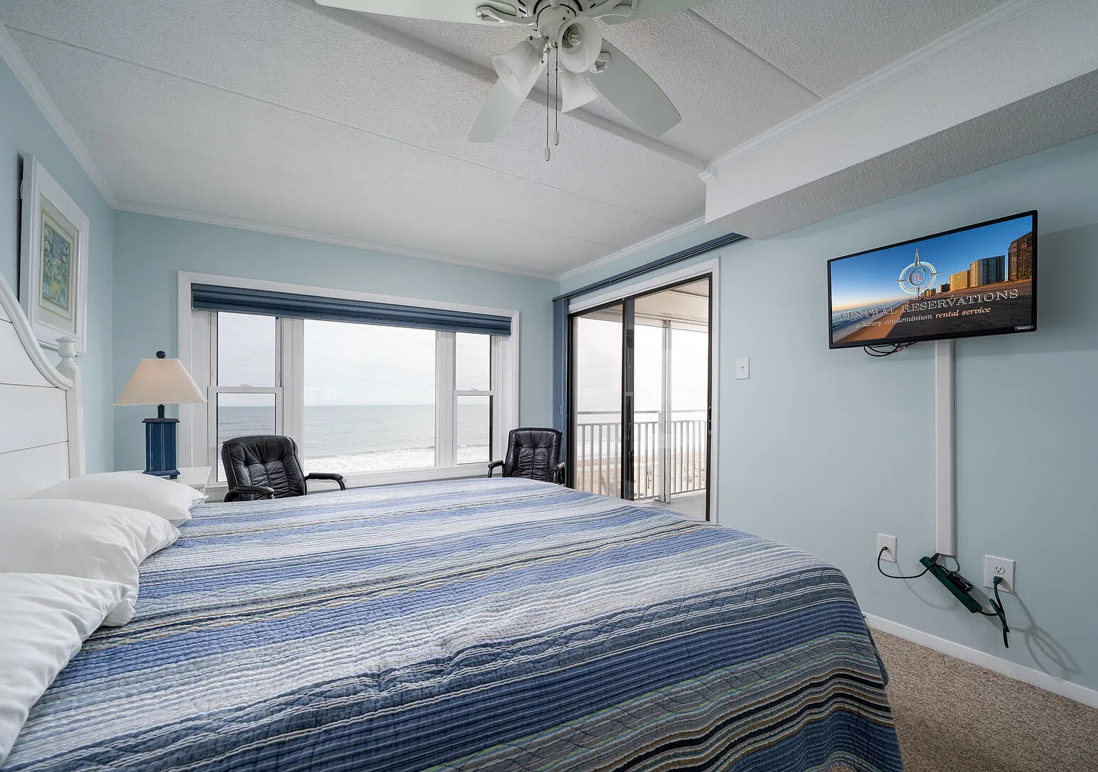 2 bed, 1074 sqft, $1,750 — Photo 2