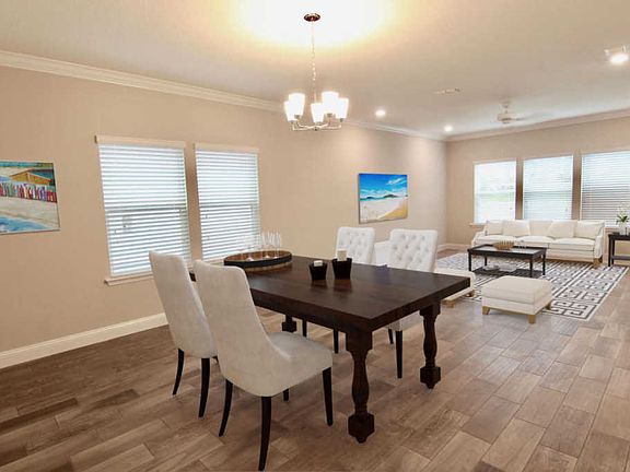 3rd image of 111 Silver Creek Pl