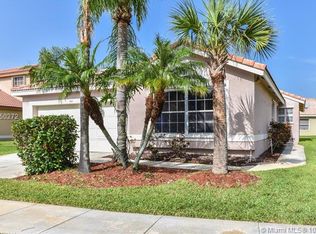 312 SW 183rd Ter, Pembroke Pines, FL 33029