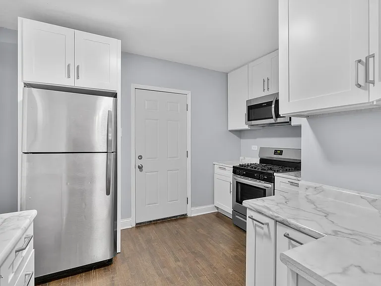 5620 N Marmora Ave #1 — Photo 7