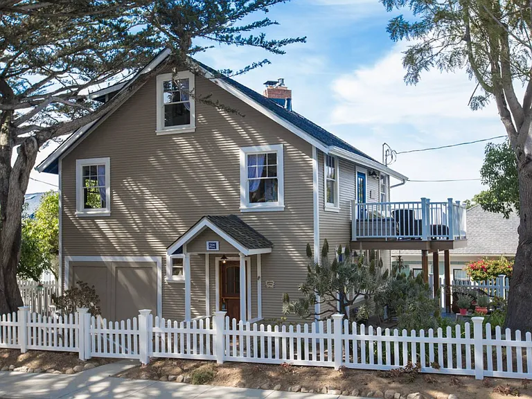 322 Lighthouse Ave #A — Photo 10
