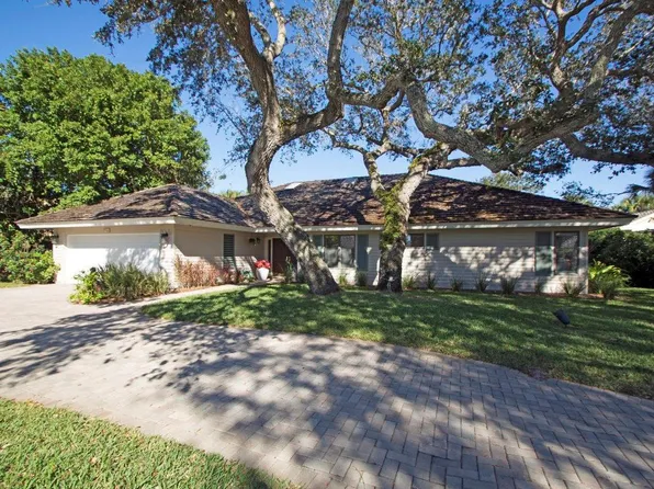 1700 Sand Dollar Way, Vero Beach, FL 32963