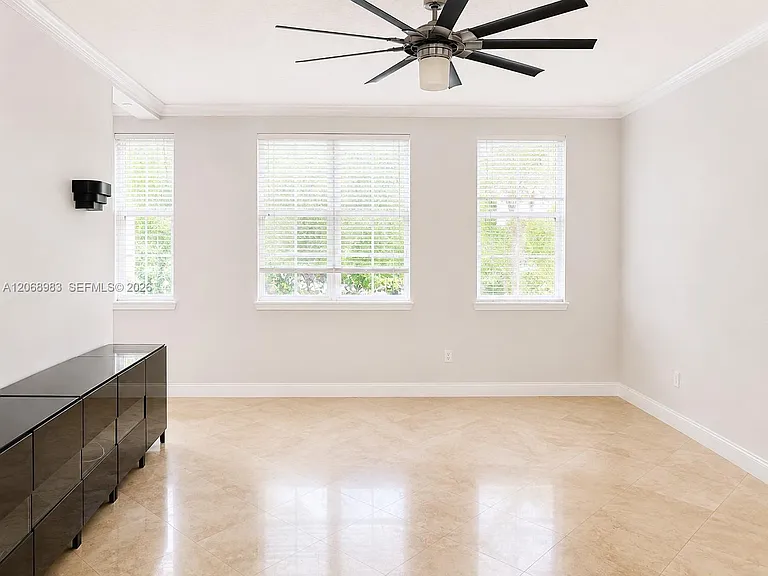 2069 S Ocean Dr #Townhouse 18 — Photo 18