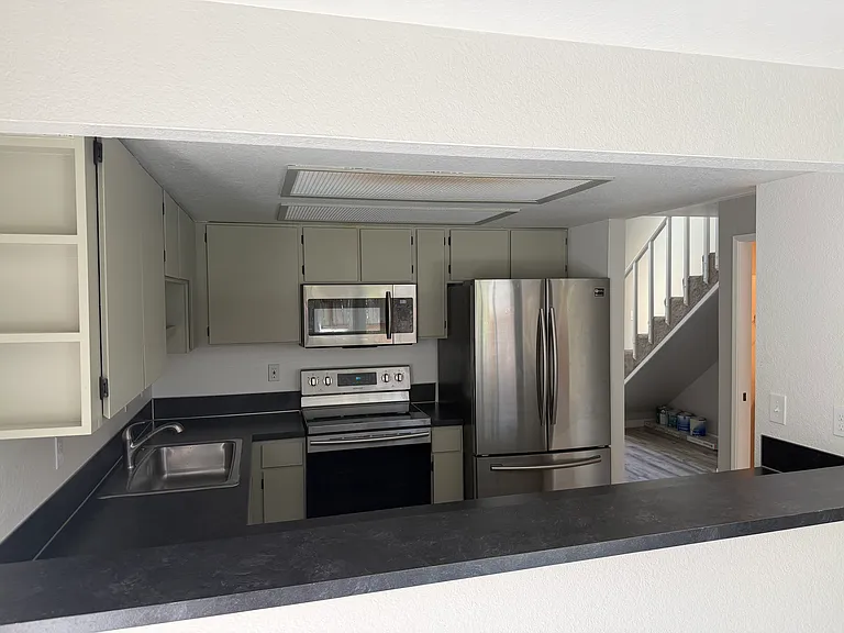 220 Israel Rd SW #B3 — Photo 5