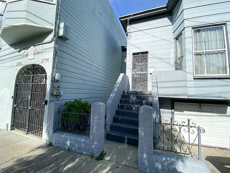 2770 21st St #2 — Photo 23
