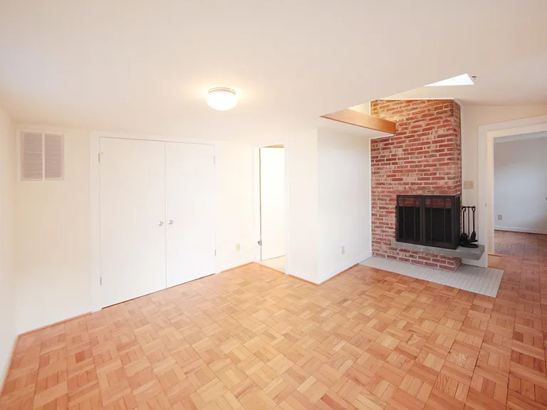 1221 N Street, NW — Photo 12