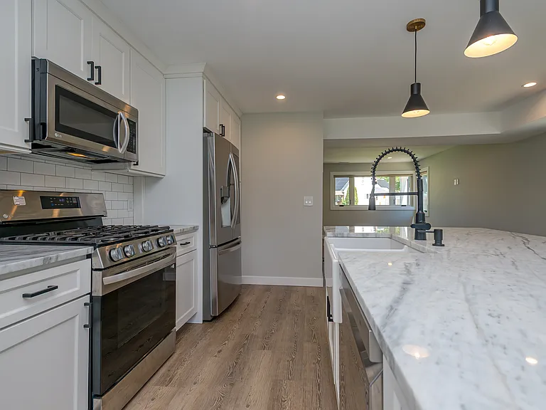 92 Pennwood Dr — Photo 10
