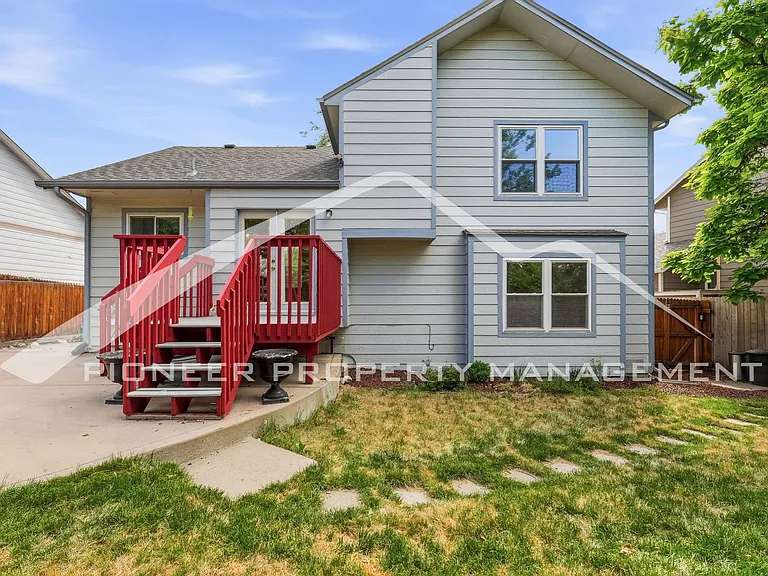 9753 Independence St — Photo 24