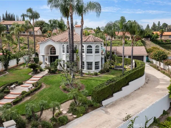 2241 Ravencrest Ct, Riverside, CA 92506