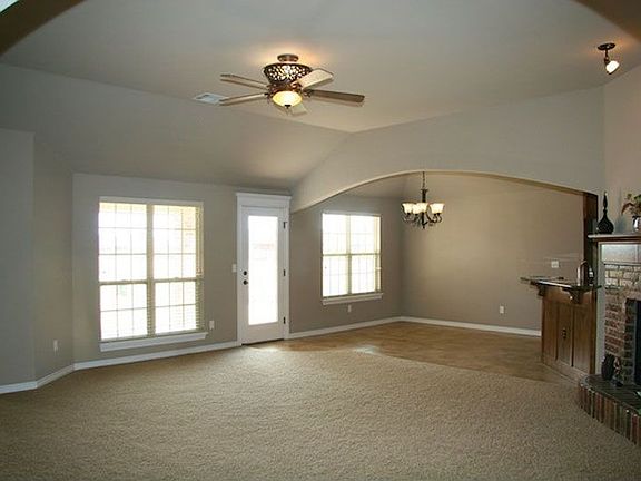 4th image of 17200 Serrano Dr