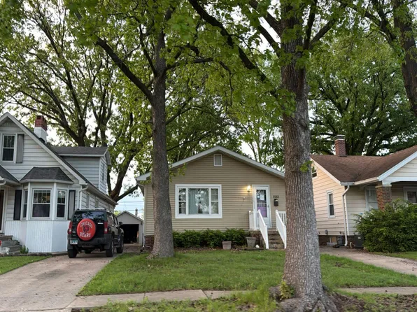 1533 W Adams St, Springfield, IL 62704