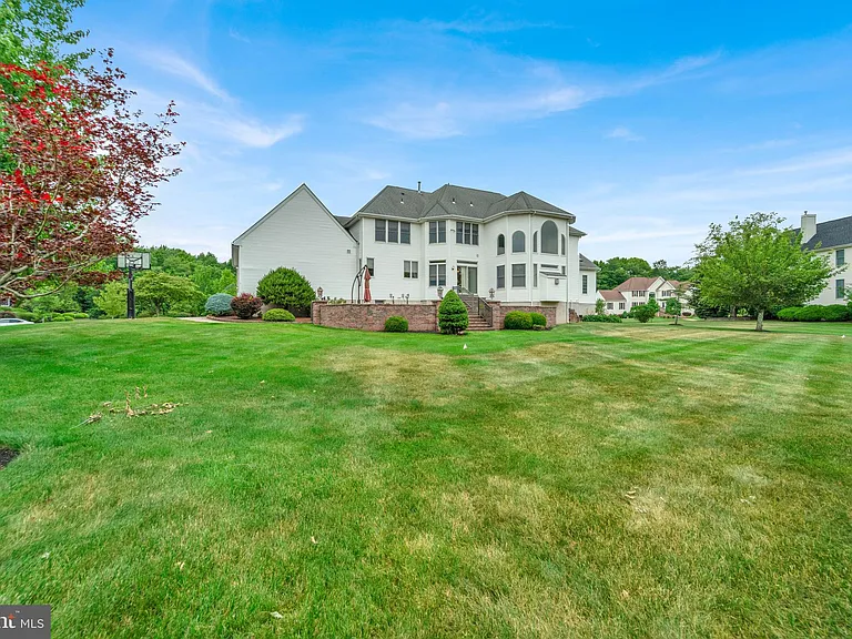 19 Meadowlark Dr — Photo 61