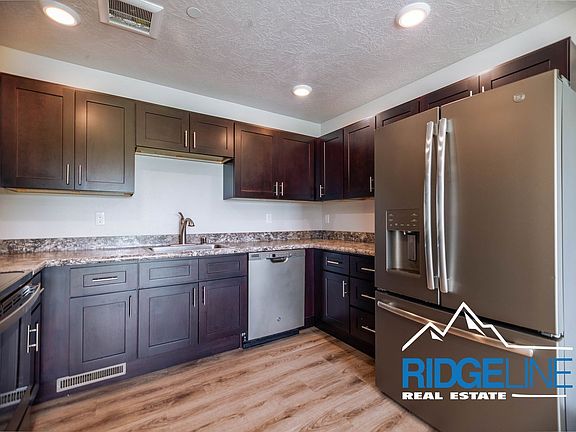 5th image of 1120 American Ave SW #4