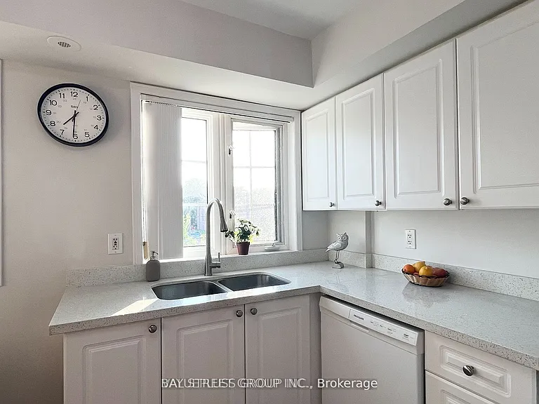593 Kennedy Rd #4 — Photo 3