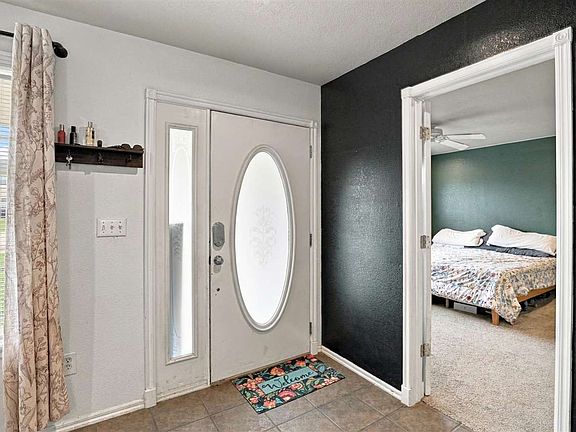 5th image of 605 Frisco Ave