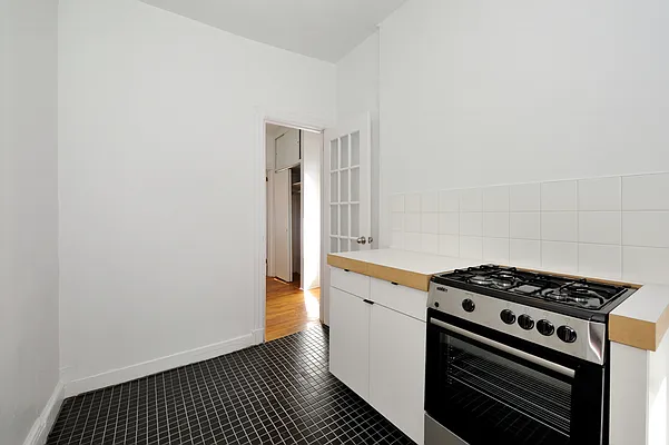 Rented by Aether Property Group | media 9