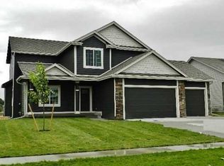 551 SW 40th St, Ankeny, IA 50023