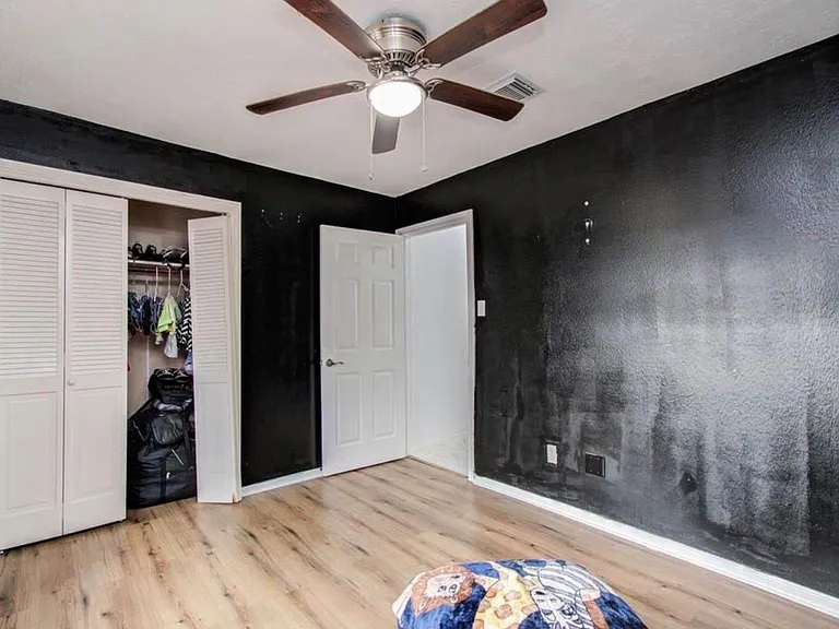 7826 Granite Ridge Ln — Photo 32