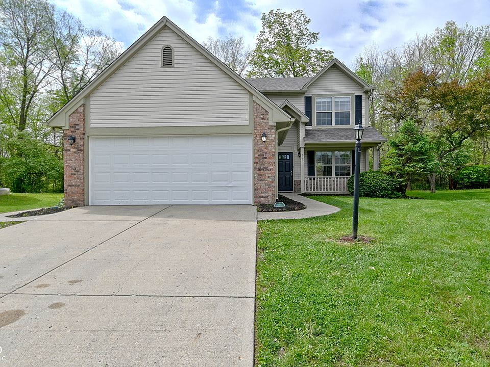 1st image of 620 Crystal Woods Cir