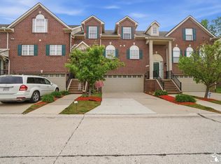 13163 Golf Pointe Dr, Taylor, MI 48180