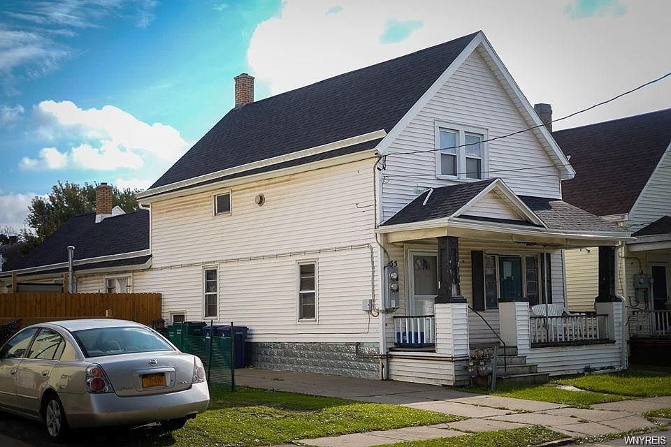 2nd image of 55 Thomas St