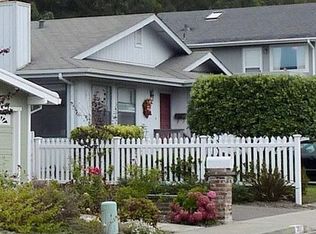 305 Roosevelt Blvd, Half Moon Bay, CA 94019