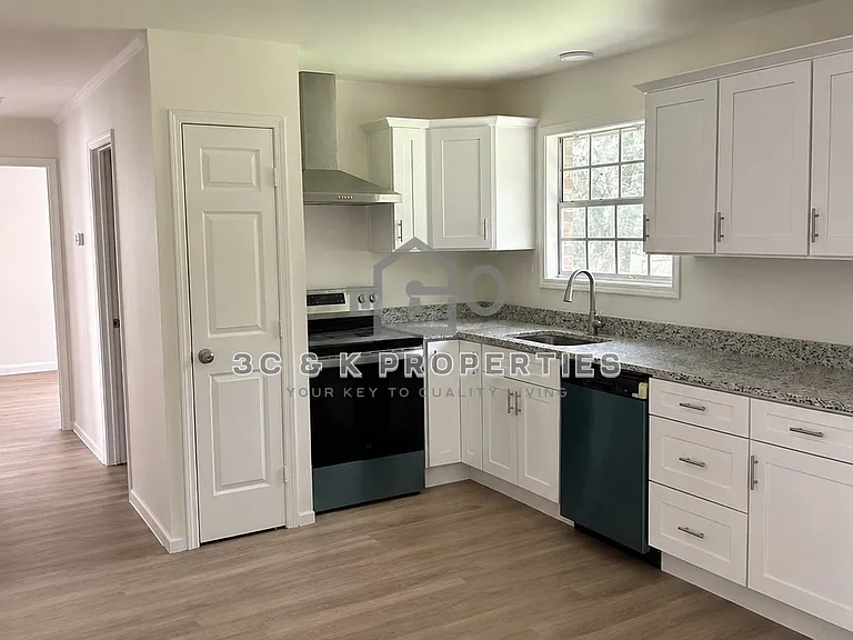 7427 Havenwood Dr — Photo 4