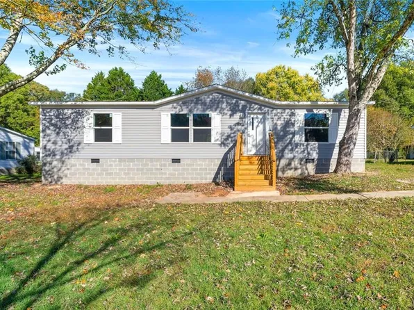 80 Barber Rd, Covington, GA 30016